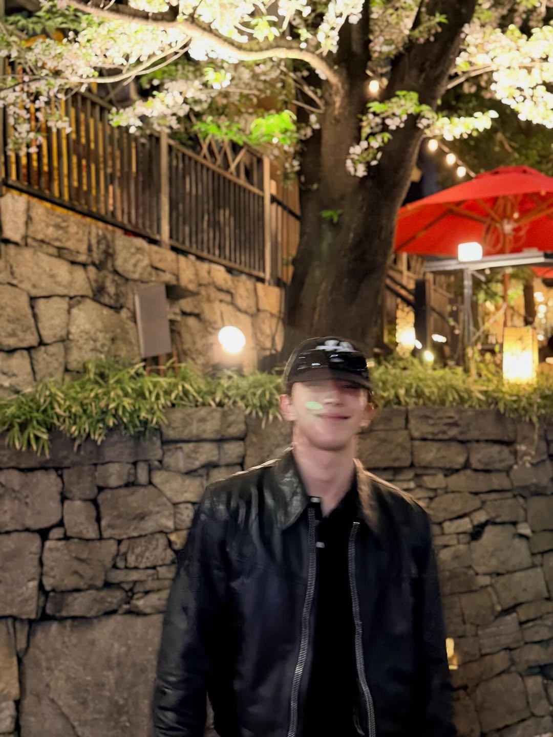 skawngur 게시물 이미지: 🫡