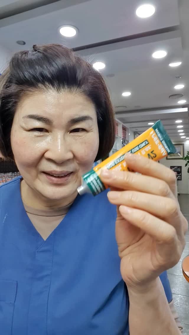 skinsaerona 게시물 이미지: 파이토신 V2 받아봤어요💕

#파이토신 V2는 재생, 진정,
보호를 한 번에...