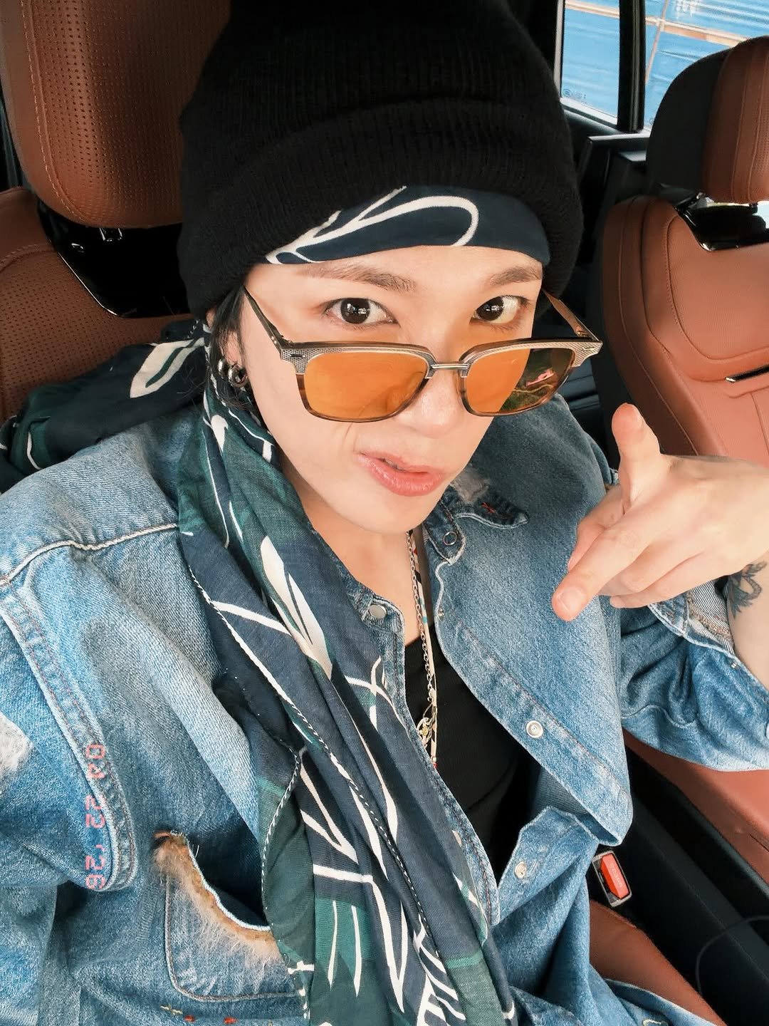Photo by LEEHONGGI on April 21, 2026. May be an image of one or more people, bangs, hat, bolo tie, headscarf, turban, top, bandanna and text.