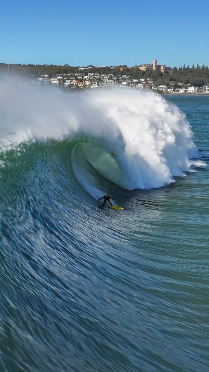 skymonkey5 게시물 이미지: @tom_myers pulling into a bomb this morning in...