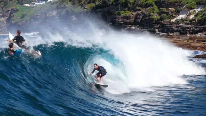 skymonkey5 게시물 이미지: Nine waves at the local - afternoon of...