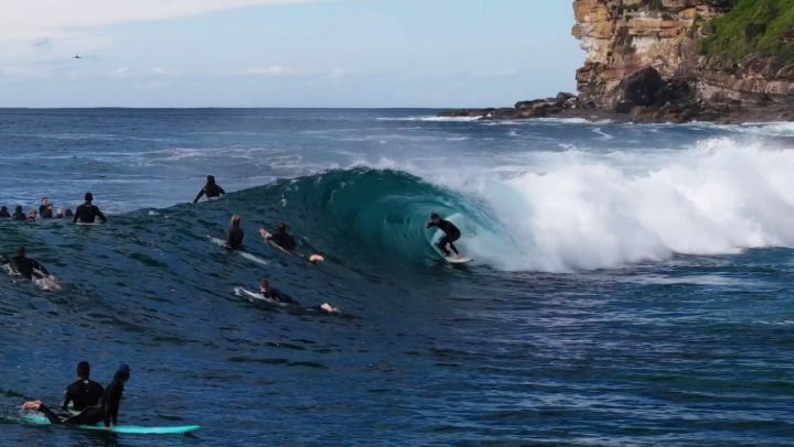 skymonkey5 게시물 이미지: Ten waves at the local - morning of...