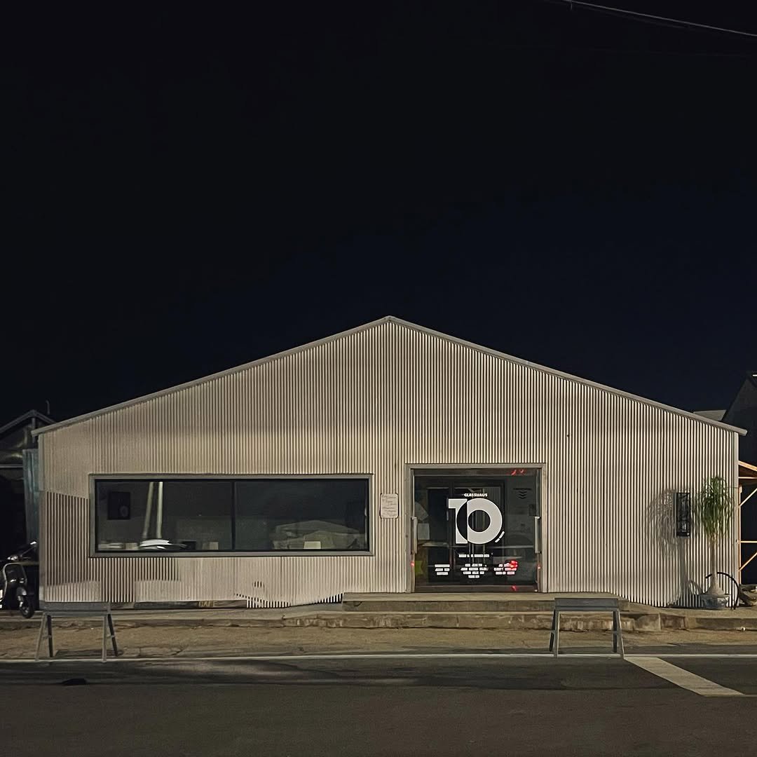 Photo shared by 이승호 on September 02, 2025 tagging @glasshaus.official. May be an image of container, laundromat, telephone pole, buildings and text.