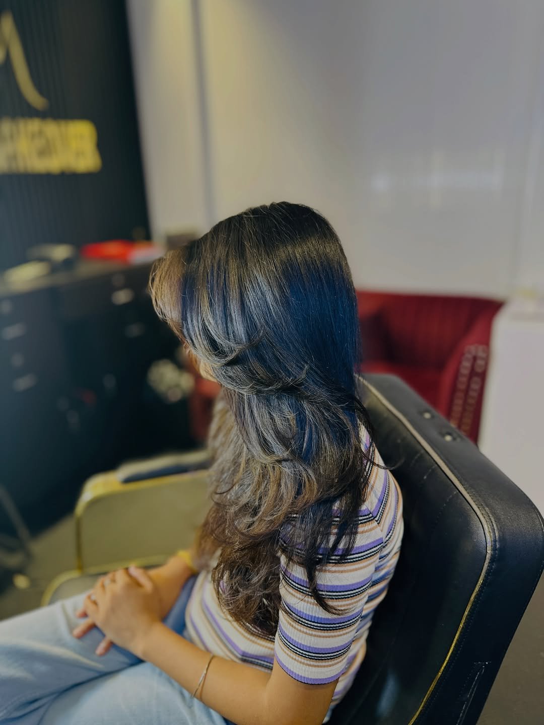 sm_beauty_salon_academy_03 게시물 이미지: A woman who cuts her hair is about to change...