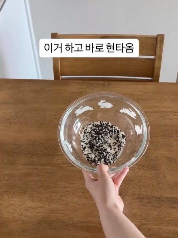 smallsal.rimi 게시물 이미지: ‼️데코아르 윈드맥스 에어건 #공구중
📆7월5일마감

혼자 촬영하다보면 종종 현타가...