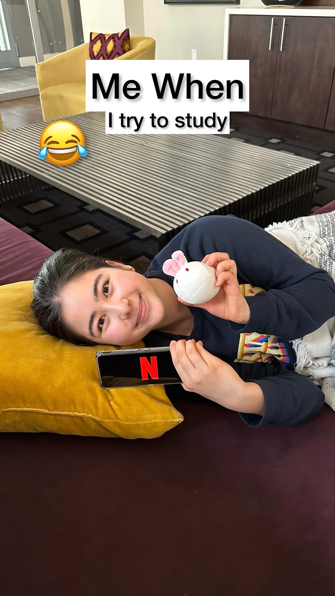 sofimanassyan 게시물 이미지: How many days a week does this happen to you?🤣