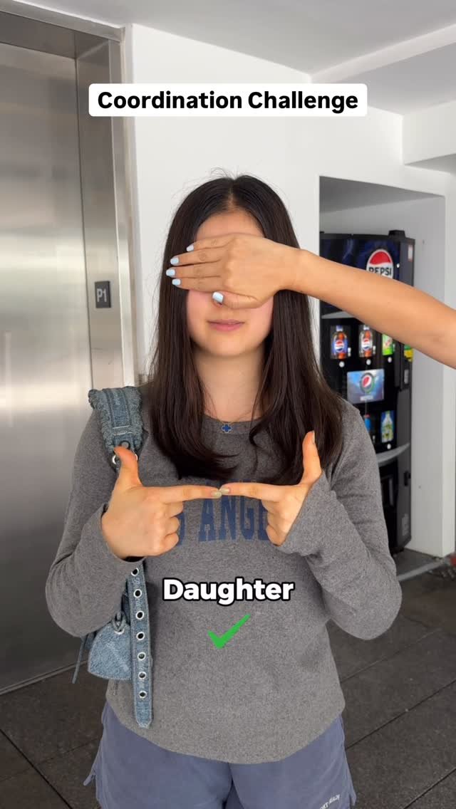 sofimanassyan 게시물 이미지: Who won?? 😭 #sofimanassyan #funny #family