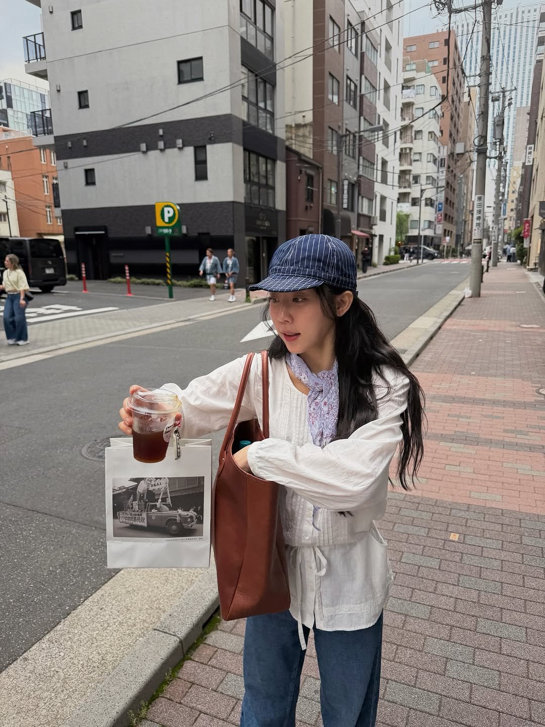 soi.haus 게시물 이미지: 요즘 생각하는 제 삶은
일과 쉼을 나누는 게 아니라 
좋아하는 것들이 자연스럽게...