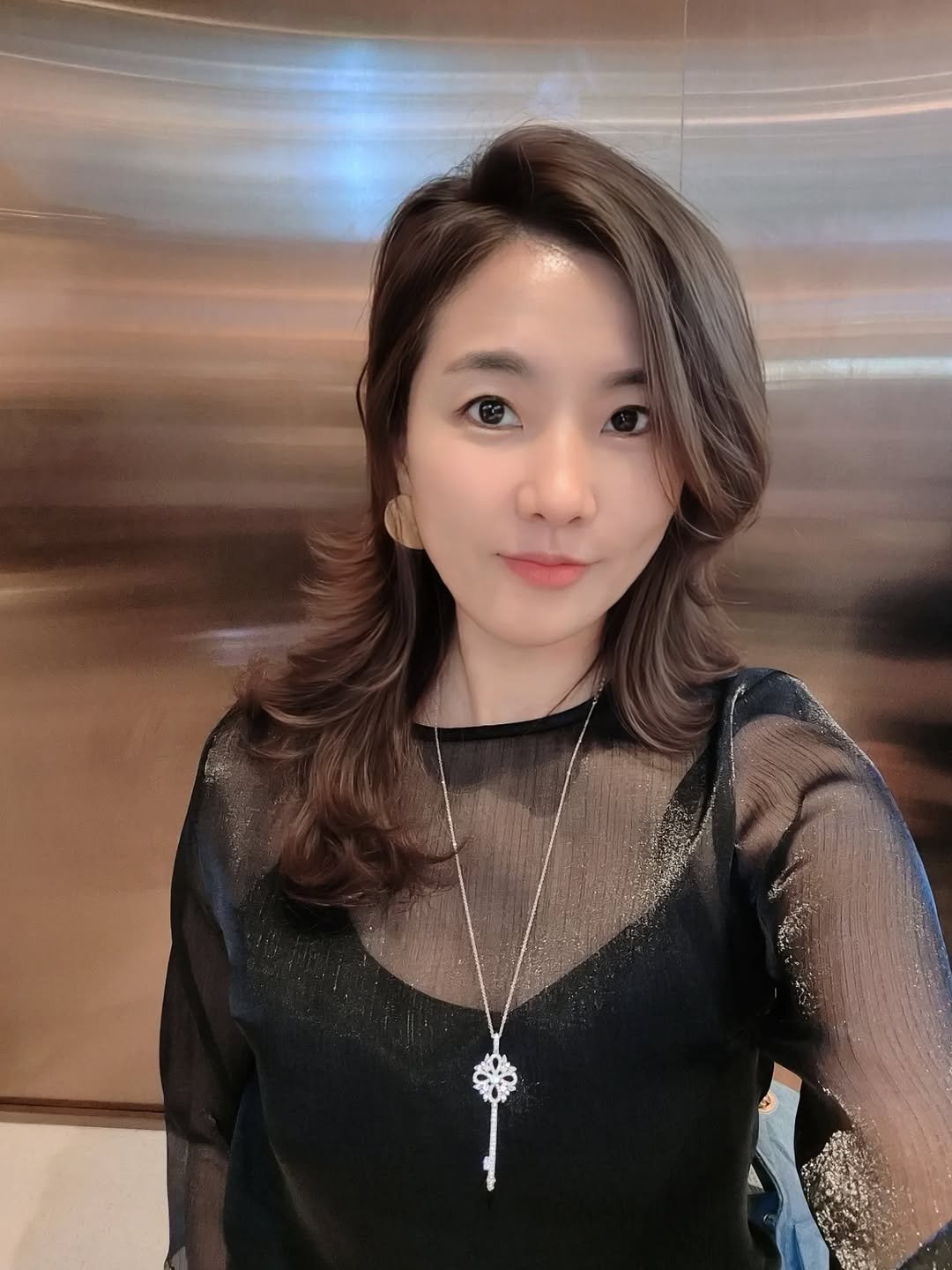 Photo by 강소진 on July 29, 2025. May be a selfie of 1 person, hair, top and text.