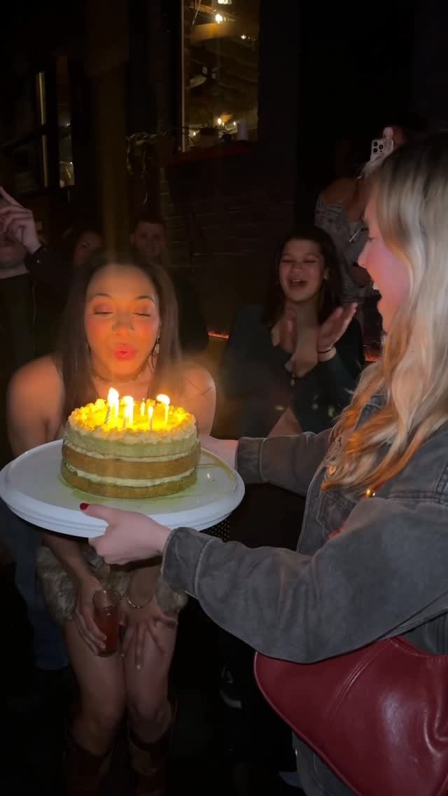 sokos.kitchen 게시물 이미지: 2026 is the year I bake more elaborate cakes 🥳🎂🧈🍵