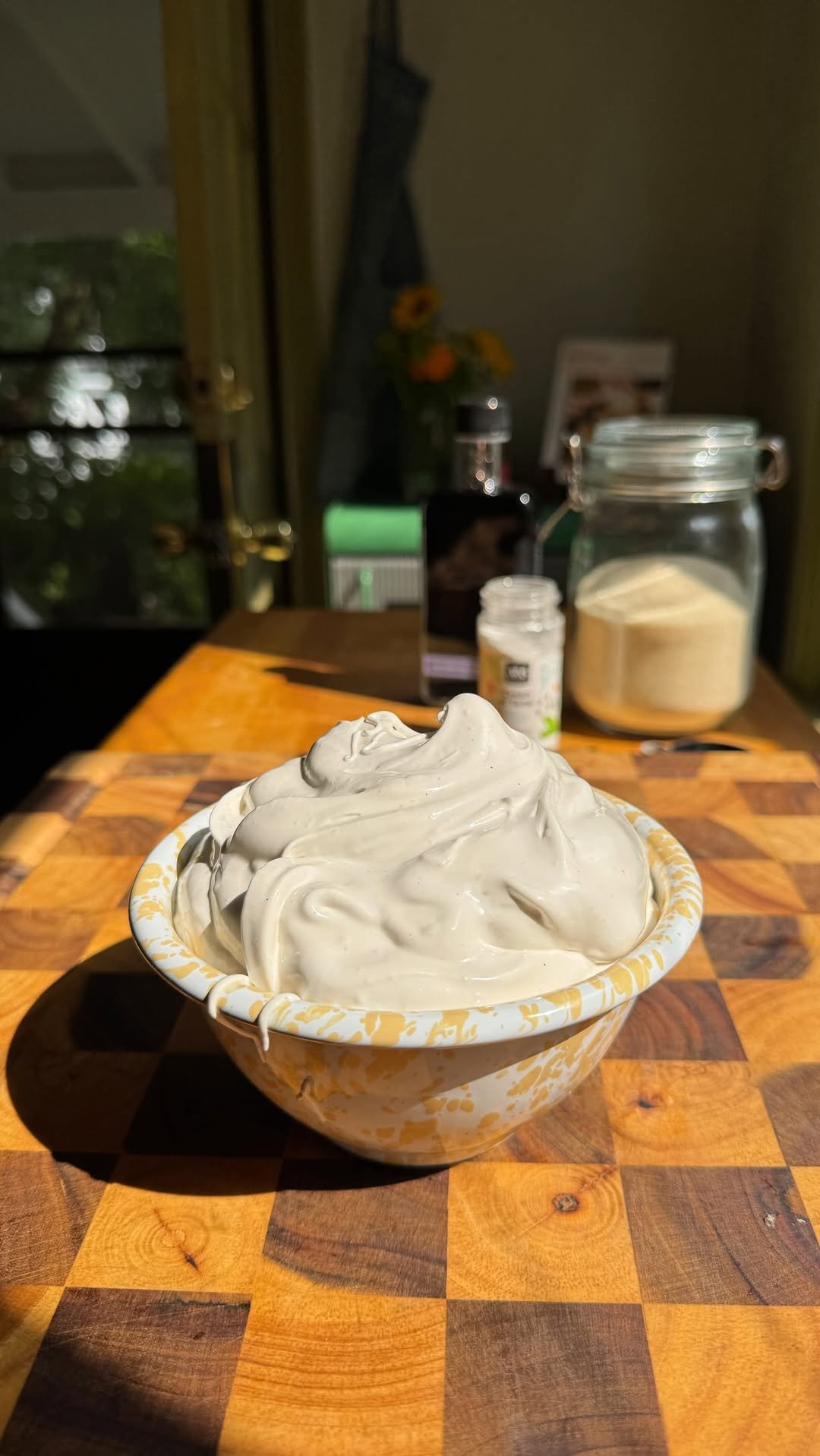 sokos.kitchen 게시물 이미지: HOMEMADE MARSHMALLOW FLUFF ☁️ one of those...