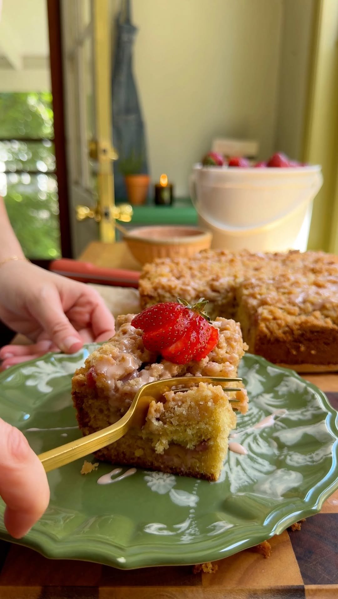 sokos.kitchen 게시물 이미지: strawberries are officially in season so you...
