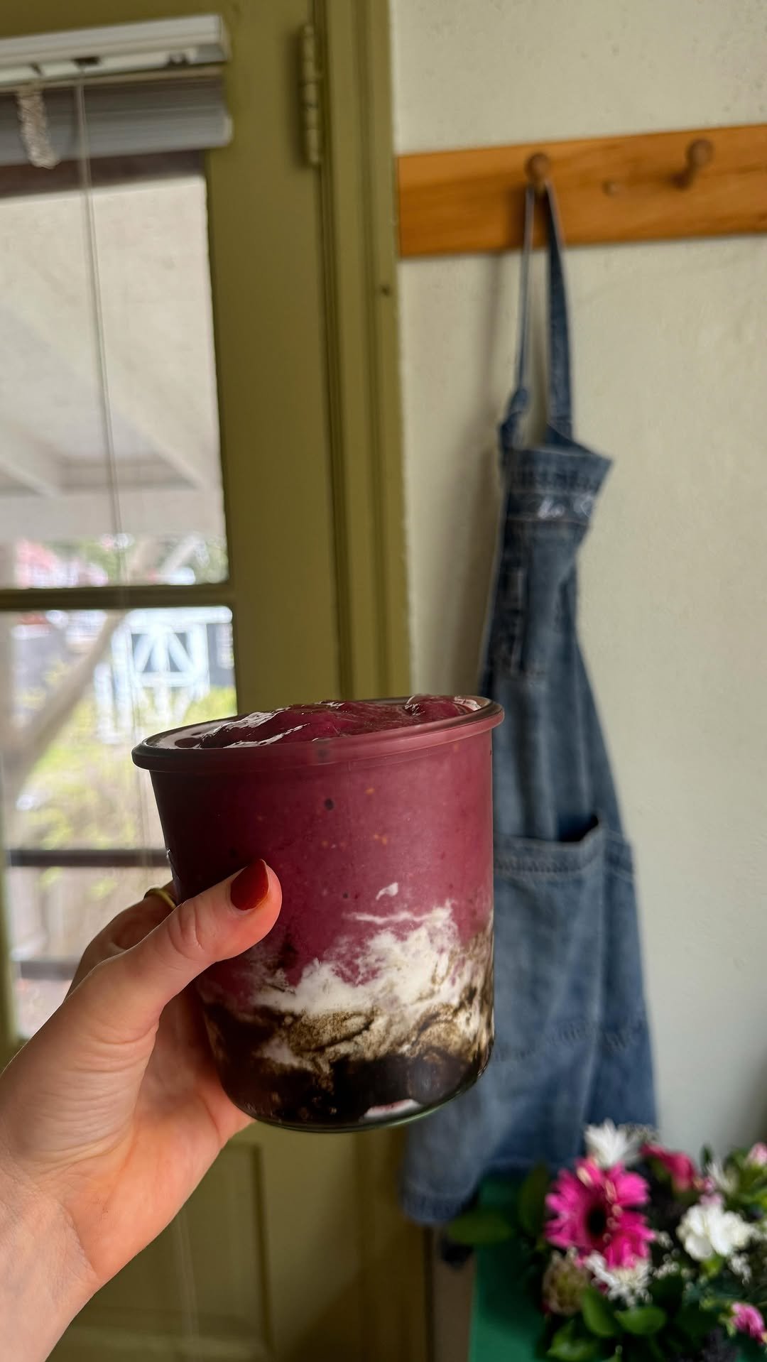 sokos.kitchen 게시물 이미지: THE MADWOMAN SMOOTHIE by Laufey – Erewhon...