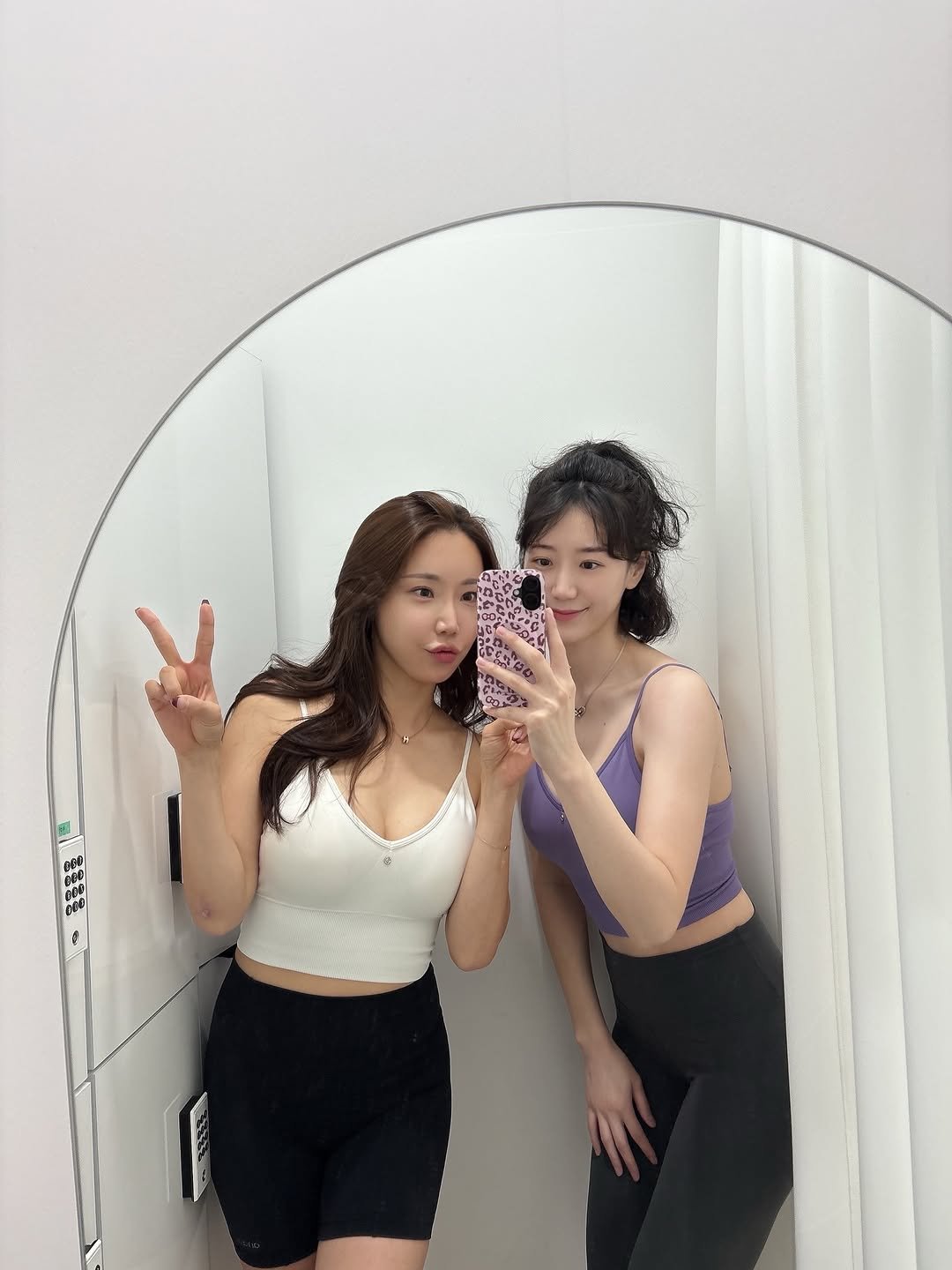 sole_pila 게시물 이미지: 딱 하루 쉬는 휴일이지만! 

간만에 빛나원장님이랑 같이 운동하고...