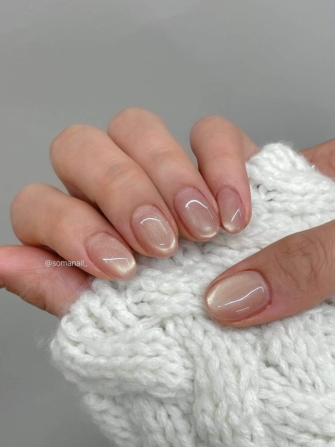 Photo by 소마네일🤎 범계네일 웨딩네일 | 문제성아크릴교정 in 범계역 with @reveinnail_korea. May be an image of one or more people, fingernails and text.