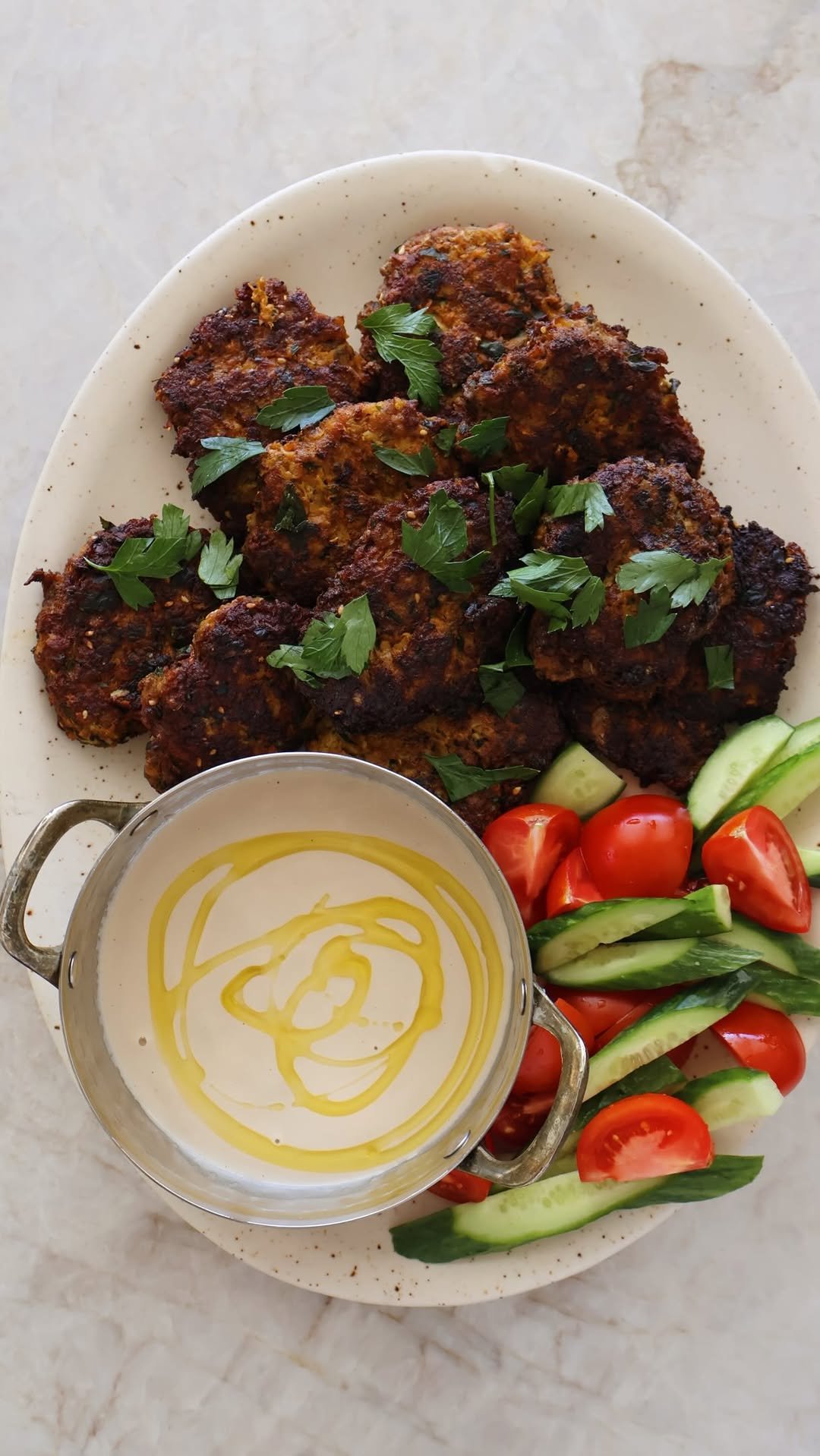 somethingnutritious 게시물 이미지: beef & veggie patties

hearty beef patties...