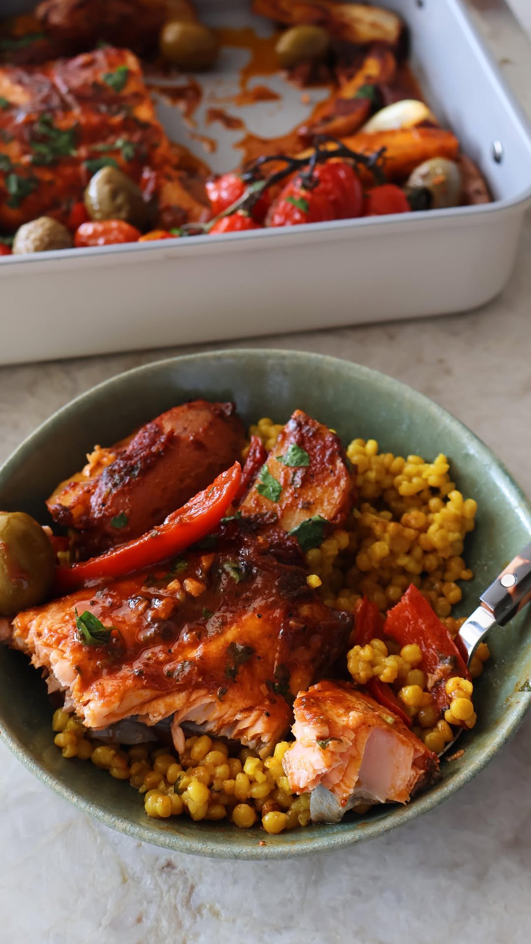 somethingnutritious 게시물 이미지: Moroccan-inspired salmon & veggies

a hearty...