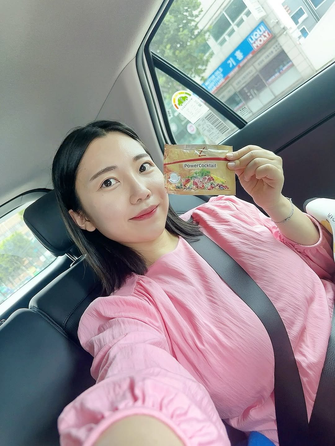 Photo by 독일PM 🇩🇪 EVP 이소명 • 더드림그룹 👩🏻 on September 12, 2025. May be a selfie of 1 person, hair, car, seatbelt and text.