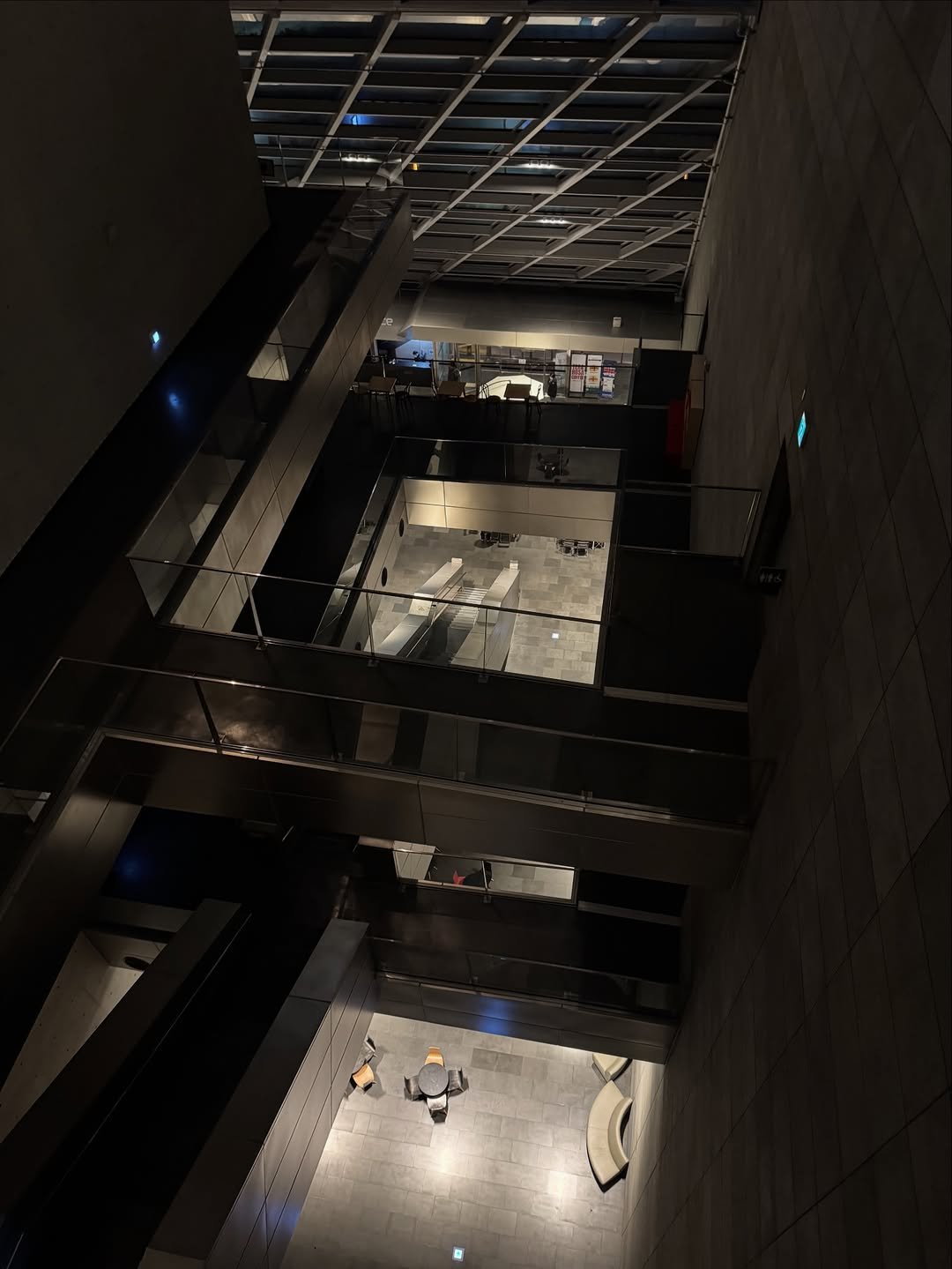 Photo by 아방 on January 02, 2026. May be an image of buildings and text.