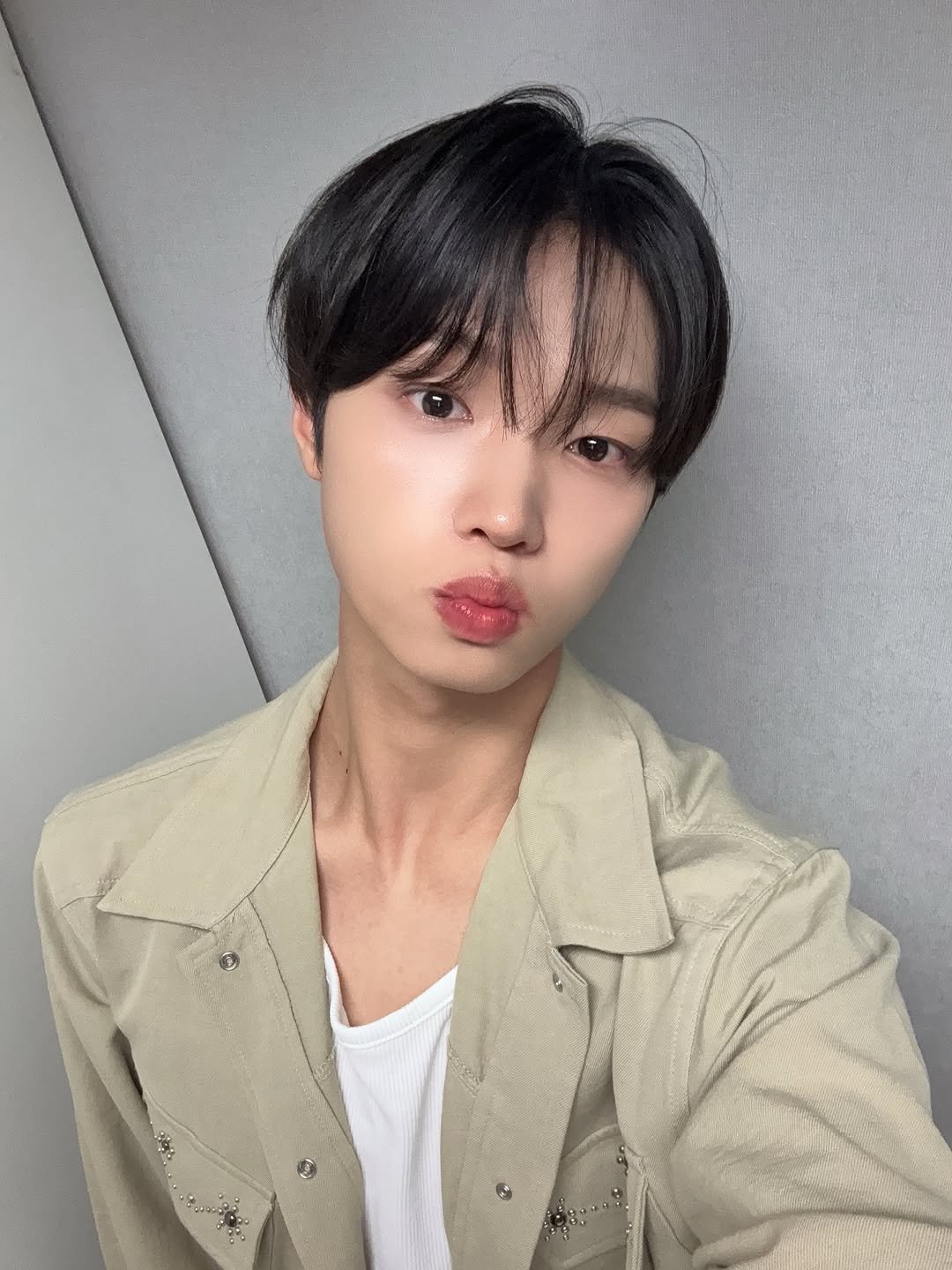 sondongpyo_dsp 게시물 이미지: [⏰] 
잠시 후 오후 10시 30분, 
MBC FM4U ‘친한친구 방송반‘에...