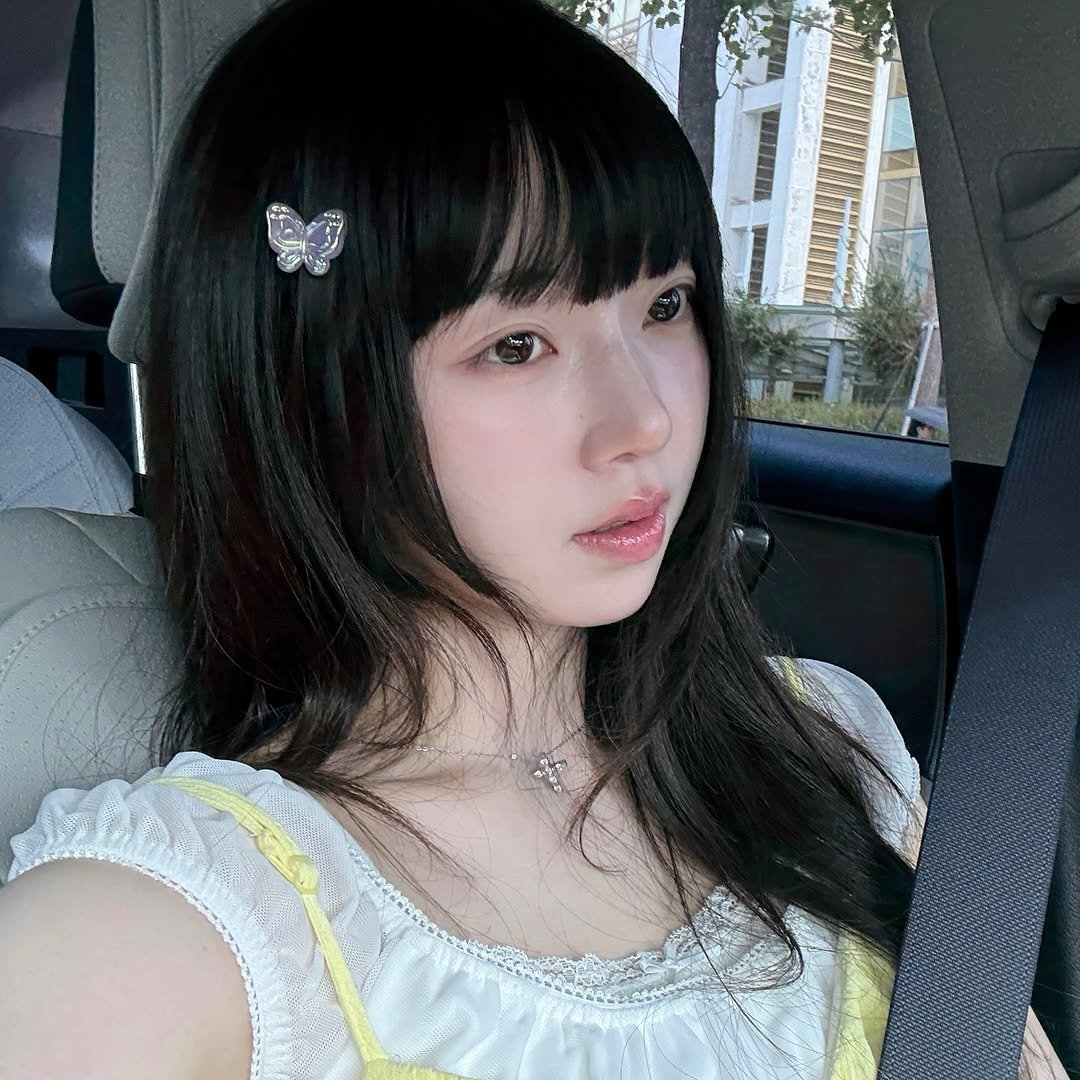 Photo by 송자영 SONG JA YOUNG on September 01, 2025. May be an image of 1 person, hair, dress and text.