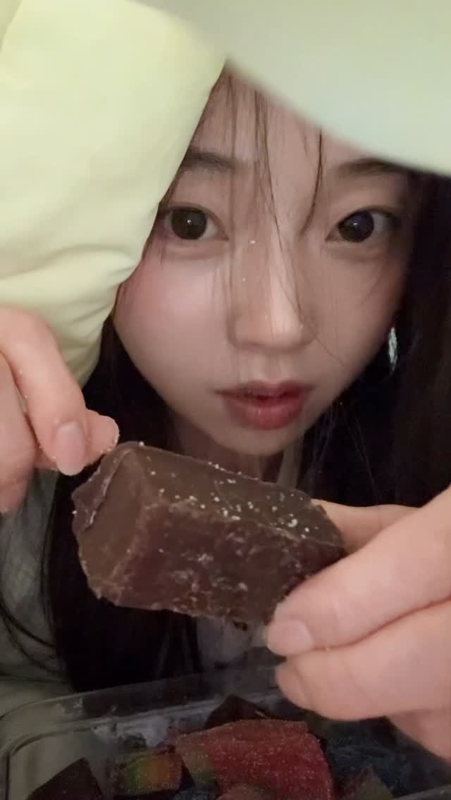 songja0u0 게시물 이미지: 먹는거 기다린 사람🙋🏻‍♀️