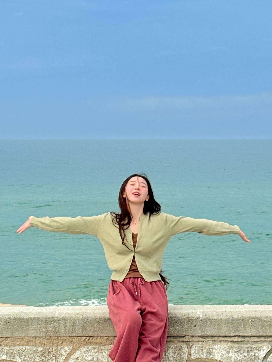 Photo by 송자영 SONG JA YOUNG on September 27, 2025. May be an image of 1 person, headscarf and text.