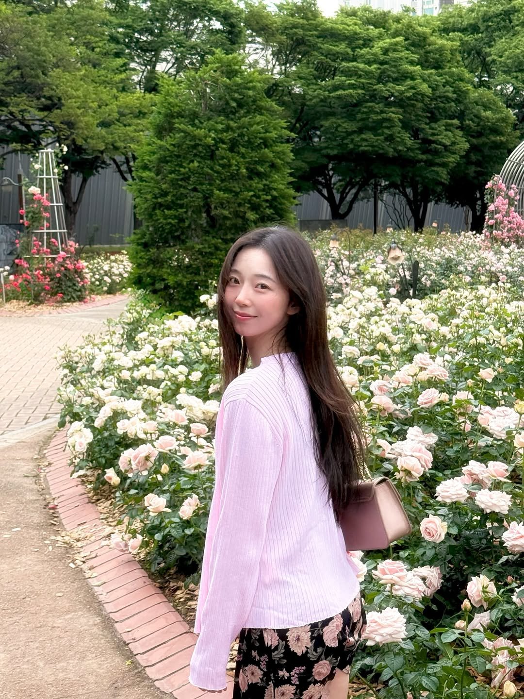 songja0u0 게시물 이미지: 내사진으로 꽉꽉 채웠어