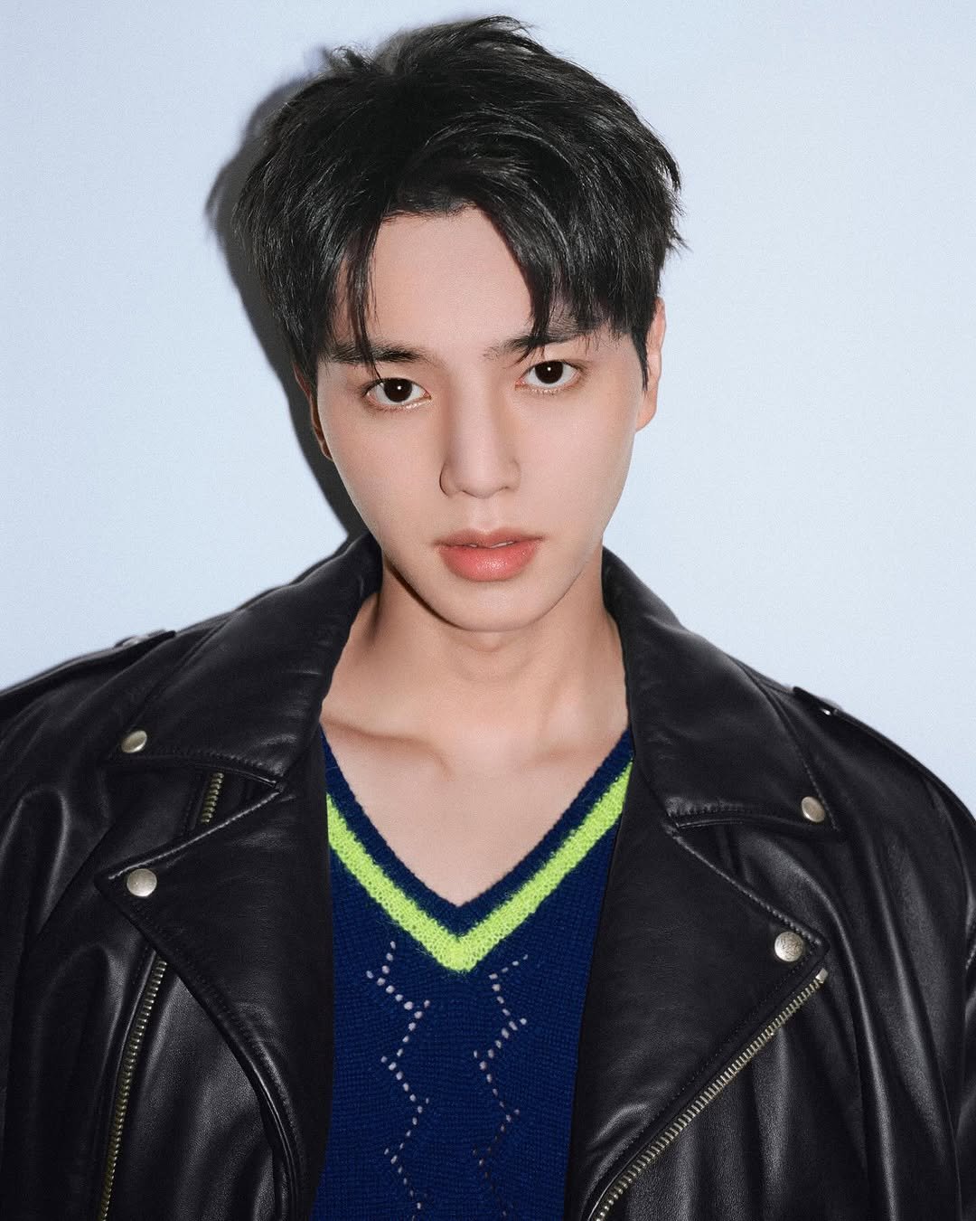 Photo by 송강 on November 18, 2025. May be an image of bolo tie and text.