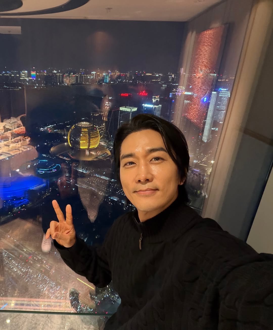 Photo by 송승헌 songseungheon in Hangzhou, China. May be an image of text.