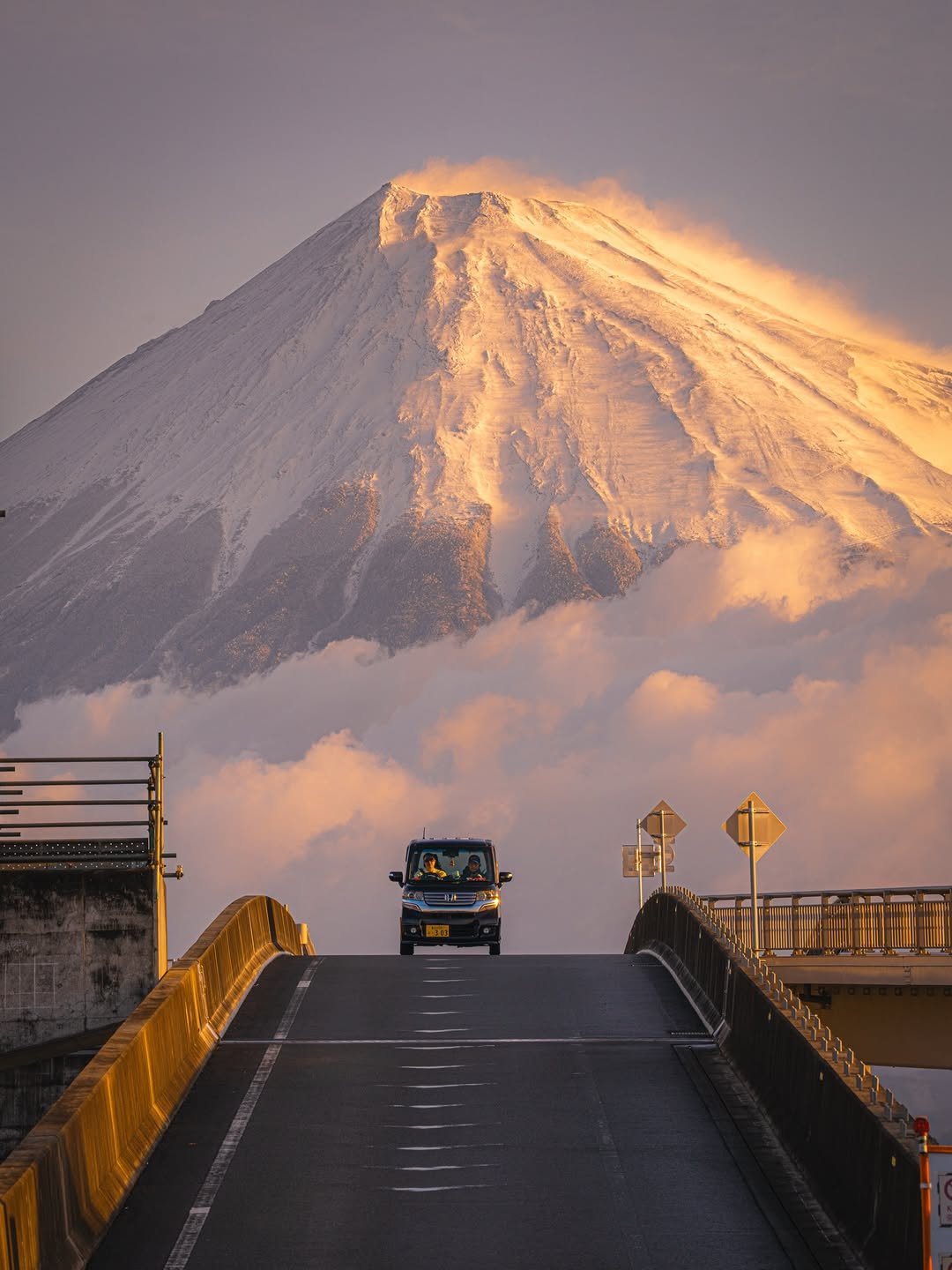 Photo by Soni's tokyo life in 富士山, Fujisan. May be an image of bus, nature, road, mountain and text.
