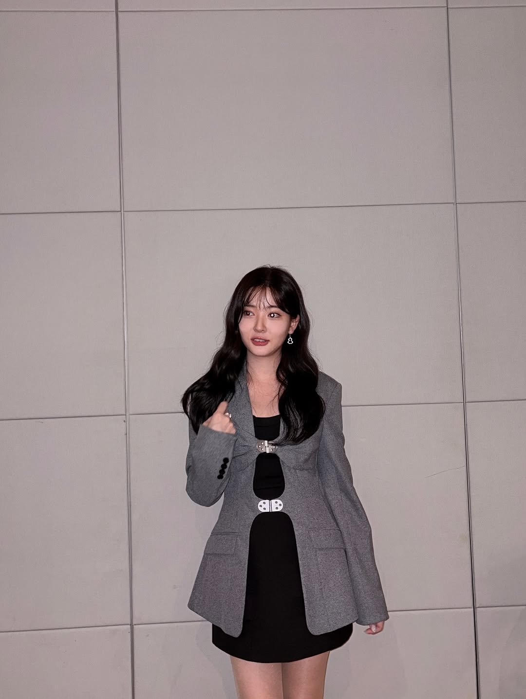 Photo by 조수민 Jo Soo Min on October 27, 2025. May be an image of one or more people, hair, blazer and text.