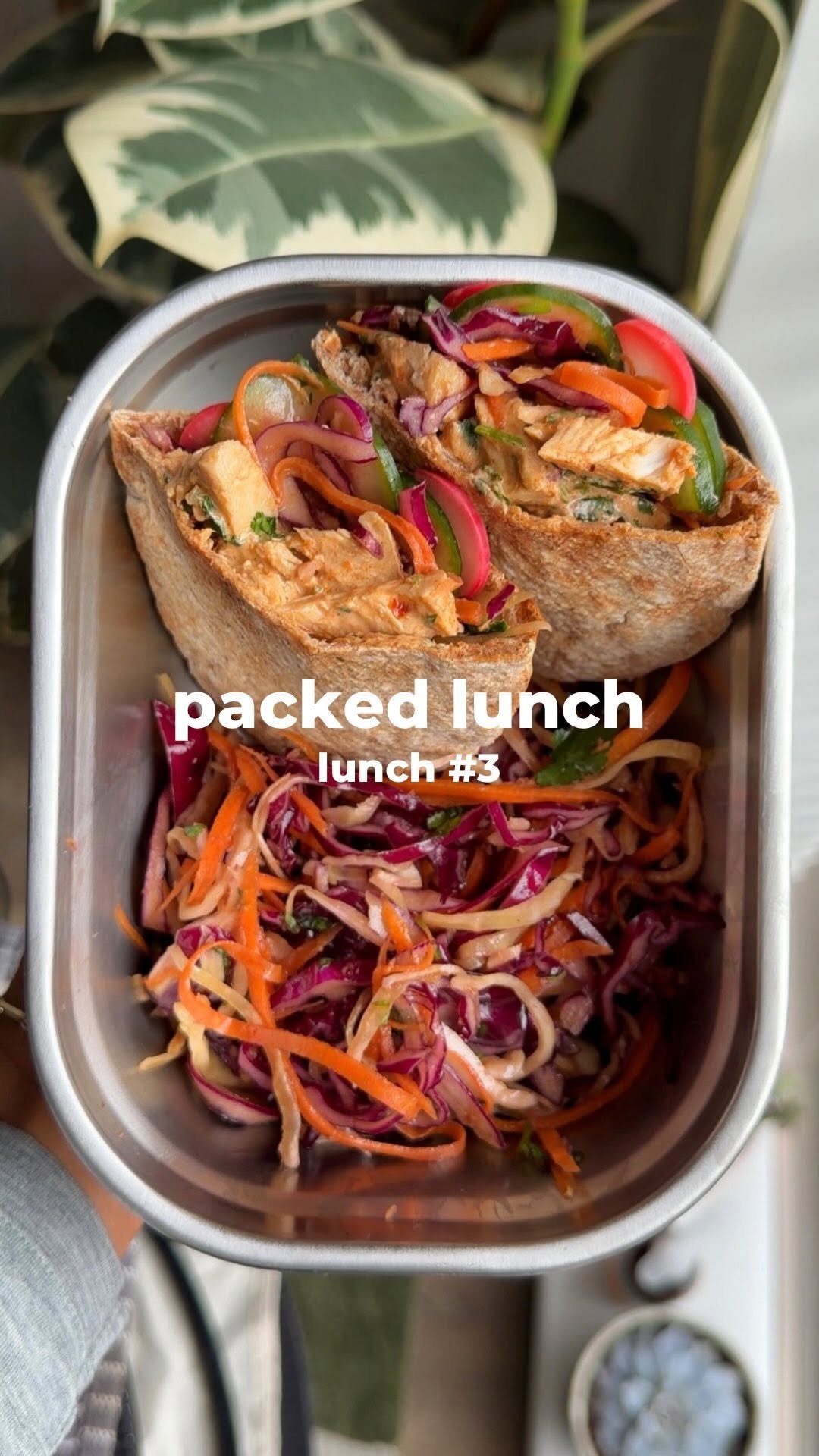 sophiethenutritionist 게시물 이미지: #3 PACKED LUNCH: spicy chicken pittas

using...