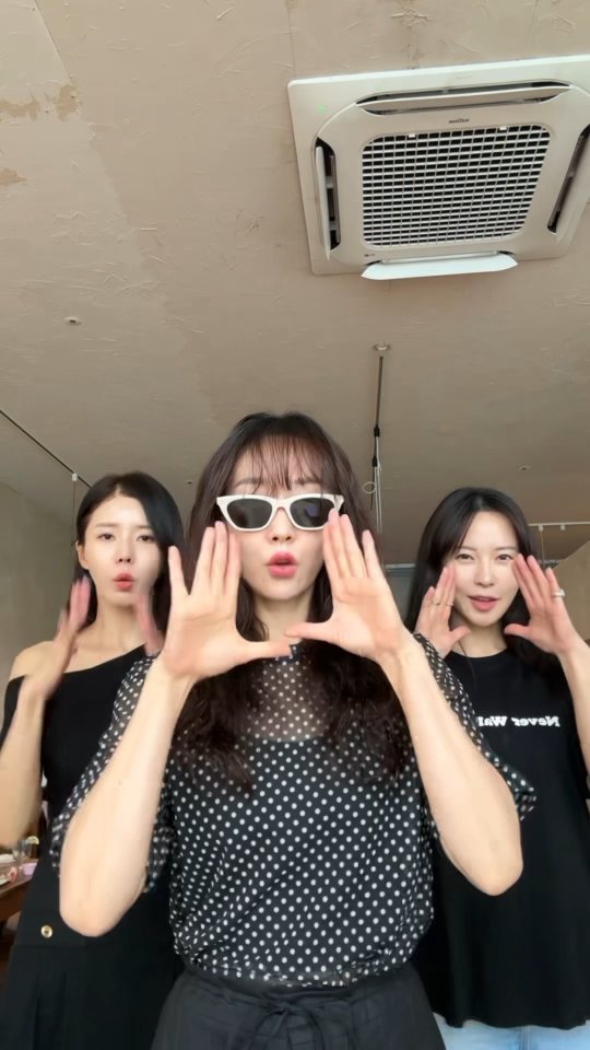 sora11o5 게시물 이미지: 🕶 이런걸 하게 될 줄이야..

#후뱅뱅뱅 #시키지마 #부끄럽거든