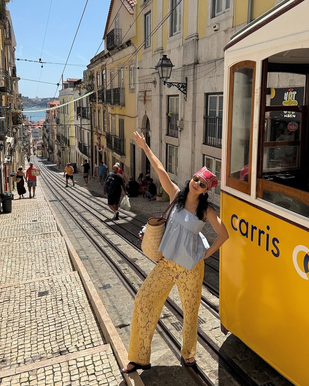 Photo by soso🫧 Kim dayoung on July 27, 2025. May be an image of 7 people, cablecar, trolley, street and text.
