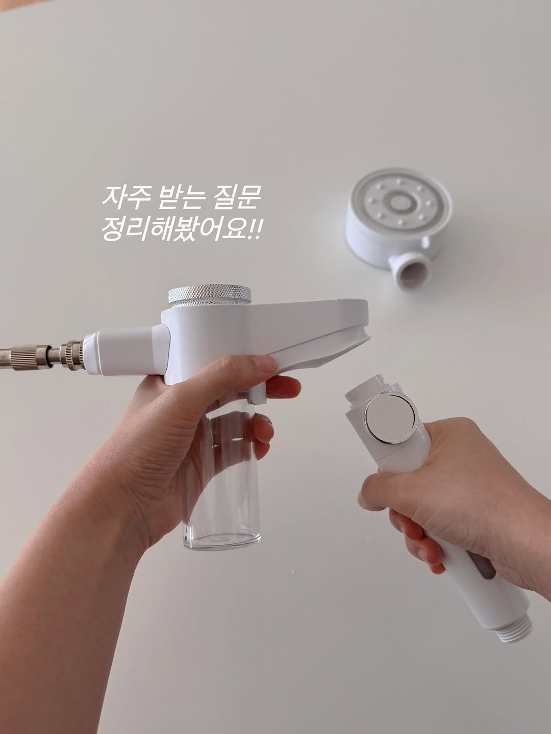 Photo by 소소예 | 송은경 on January 08, 2026. May be an image of hair dryer, thermometer, socket and text that says '자주 받는 질문 정리해봤어요!!'.
