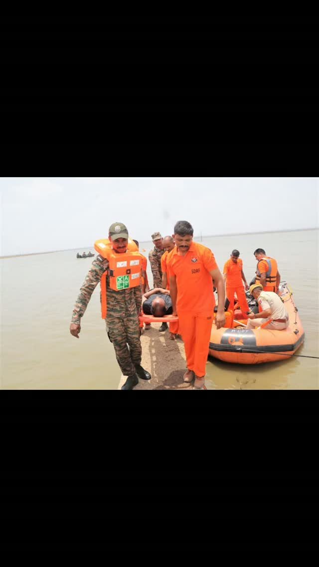 southwesterncommand_indianarmy 게시물 이미지: #PreparationsForFloodRelief
Reinforcing...