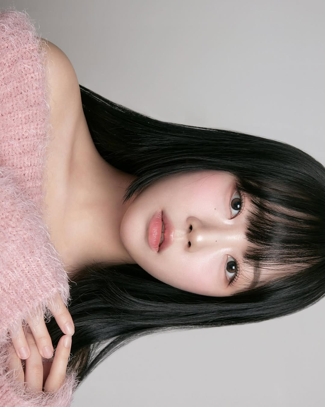 Photo shared by 소 연 soy🫒🐑 on February 15, 2024 tagging @olens_official, @naming.cosmetic, @dasique_official, and @moumou_official_.