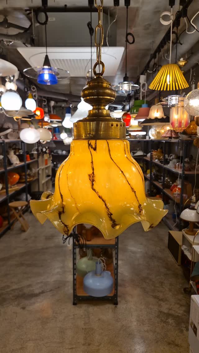 space.kauf.vintage1 게시물 이미지: 스페이스 에이지 빈티지 Pendant Lamp,빈티지 ceiling Lamp

유럽...