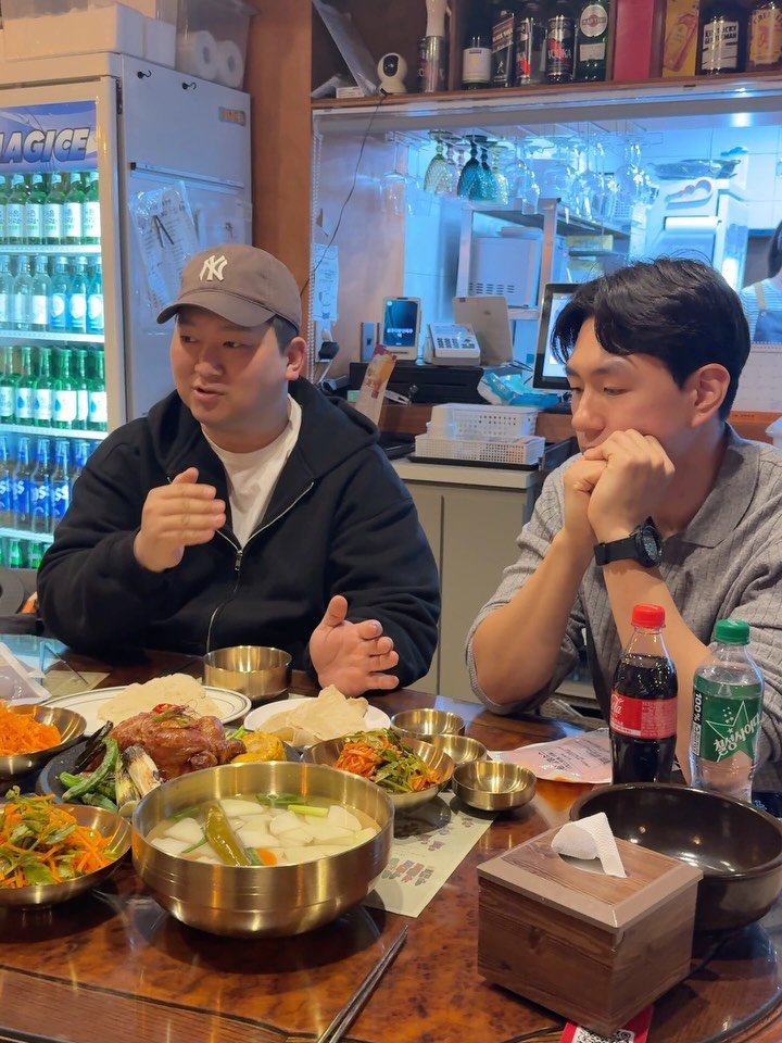 space_kimdo 게시물 이미지: 신메뉴 하나가 테이블에 올라오기까지,
얼마나 많은 계산이 오가는지...