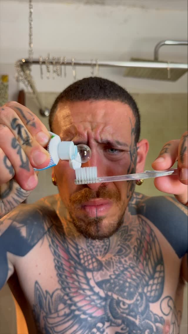 spicymoustache 게시물 이미지: DIY Natural toothpaste 🦷 

#toothpaste...