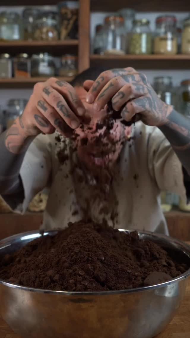 spicymoustache 게시물 이미지: What we throw away often just lacks a second...