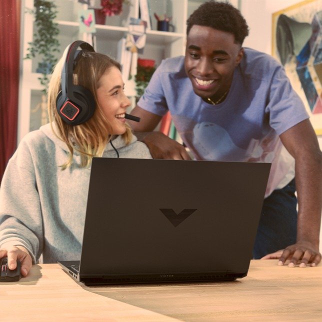 Photo by 에스라이즈 on February 18, 2026. May be an image of laptop, tablet, computer keyboard and text.