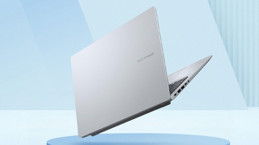 Photo by 에스라이즈 on February 12, 2026. May be an image of screen, laptop, tablet and text that says 'ASUSVivaboak ASUS /ivobook'.