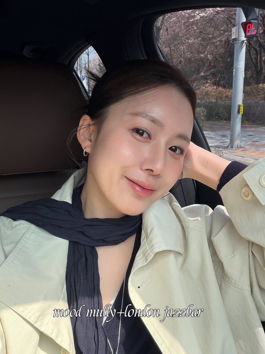 ss_ungnii 게시물 이미지: 고급미 낭낭한 화장은 하고싶은데..
틴트만 바르면 점점 색은 진해져서 촌스러워진...