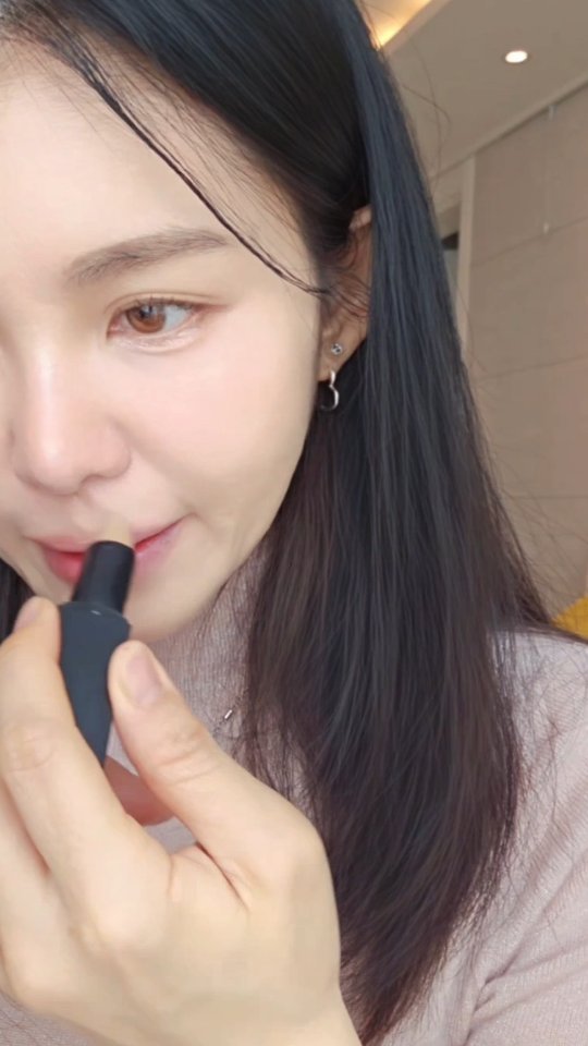 sshoosam 게시물 이미지: 비상!📣📢🔊오늘마감 되는 콰티!
구매하신분께만 드리는 
메이크업 미니 강좌...