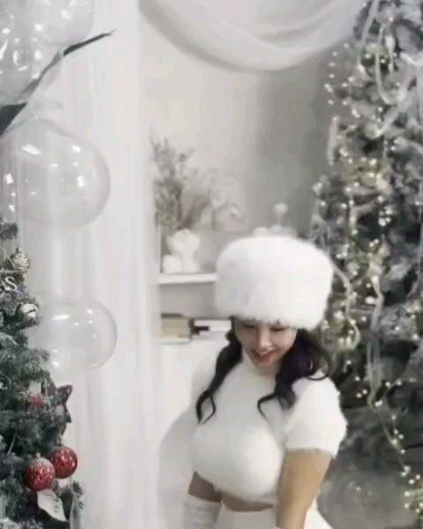 sshoosam 게시물 이미지: @sshoosam  겨울 #연말모임 도  많지만 이런 컨셉의.#아이돌화보 메이크업도...