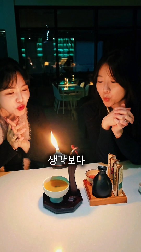 sshoosam 게시물 이미지: #협찬 #서촌 에서 찾아간 바 하나가
진짜 감동이었어요. ❤️

입구부터 퍼지는...