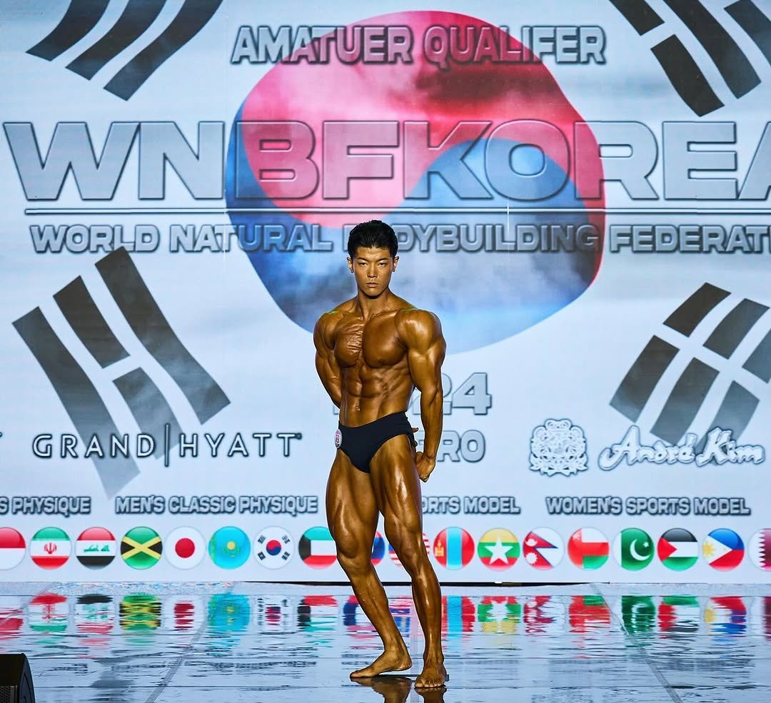 ssingi1 게시물 이미지: 나 한 명으로 직업의 인식을 바꿔보자
•
•
•
중3 때부터 취미로 몸을 만들었고...