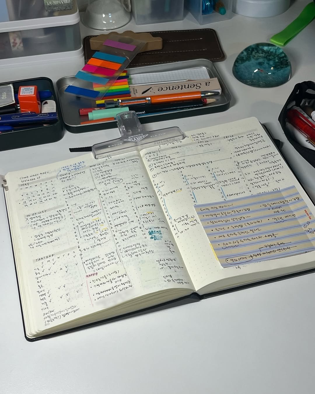 Photo by sso | 나를 잘 쓰는 삶 Everyday myday on May 24, 2025. May be an image of pen and sketch.